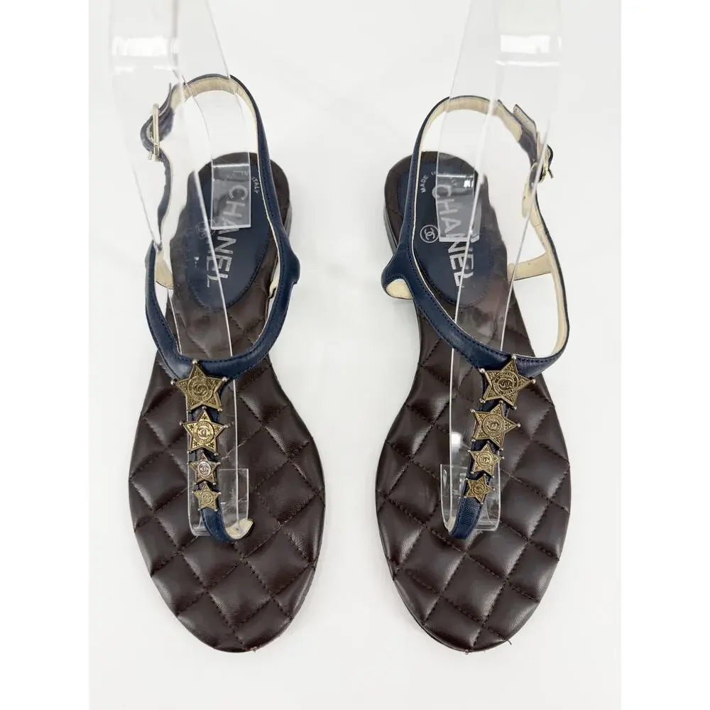 Chanel Paris Dallas Quilted Leather CC Star T Strap Flat Sandals Black Shoes 37